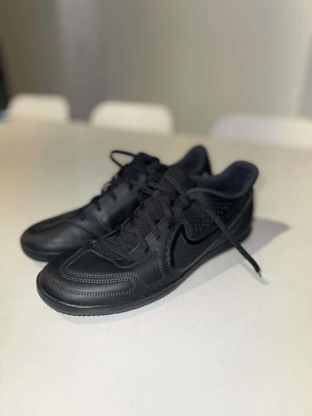 Nike Tiempo Legend 9 Academy IC Indoor Soccer Shoes Black Size 10.5